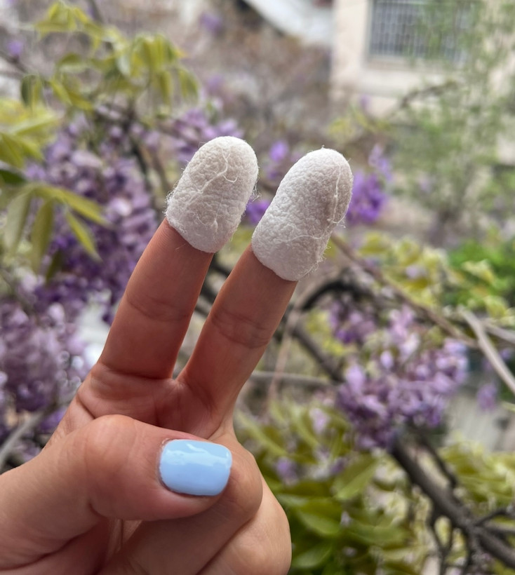 آلودگی که رو صورت بود و با پیله ابریشم تمیز شد🫧